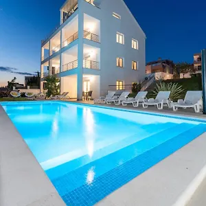 Carlotta Apartment Zadar